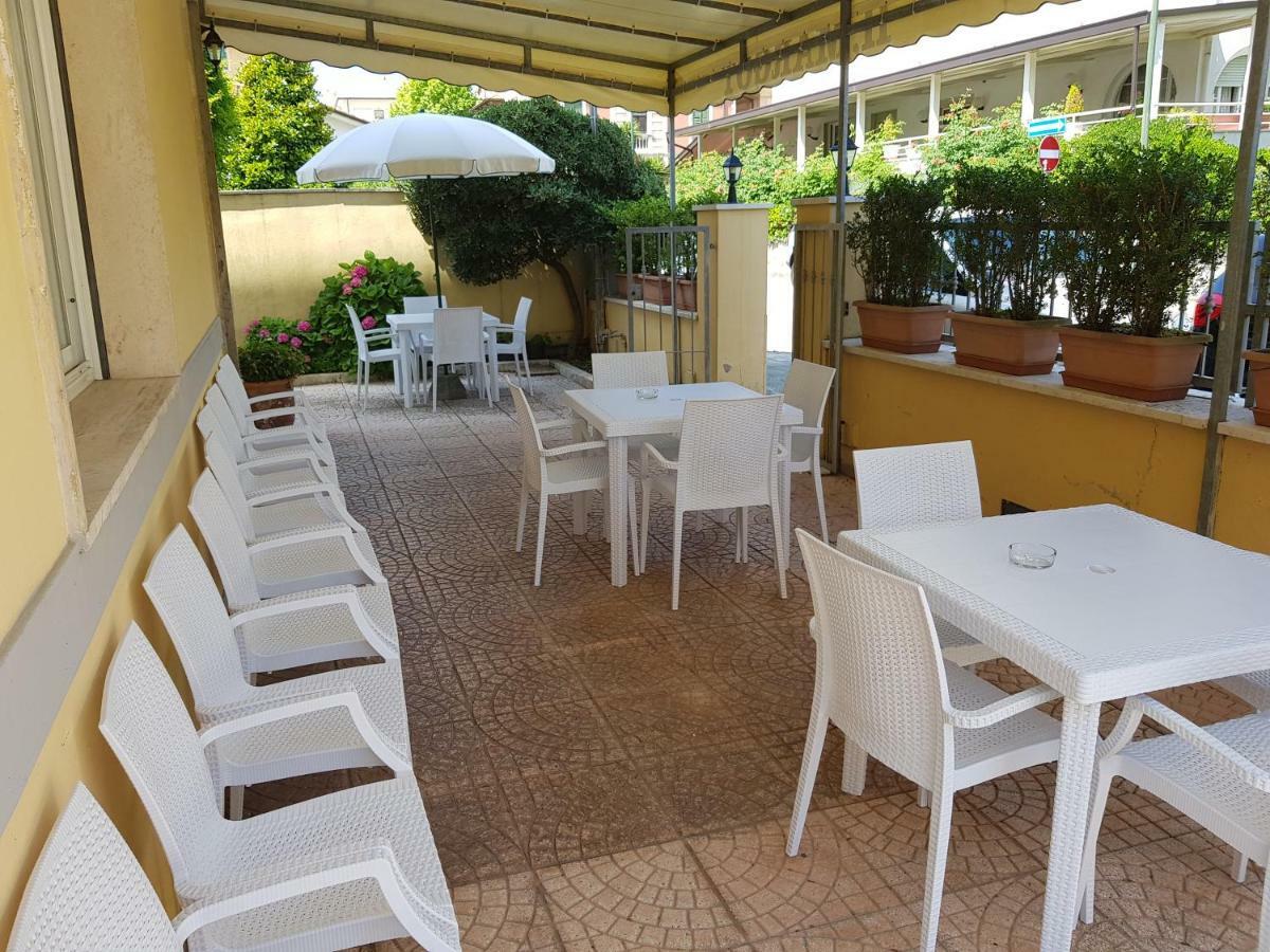 Hotel Margot Lido di Camaiore Luaran gambar